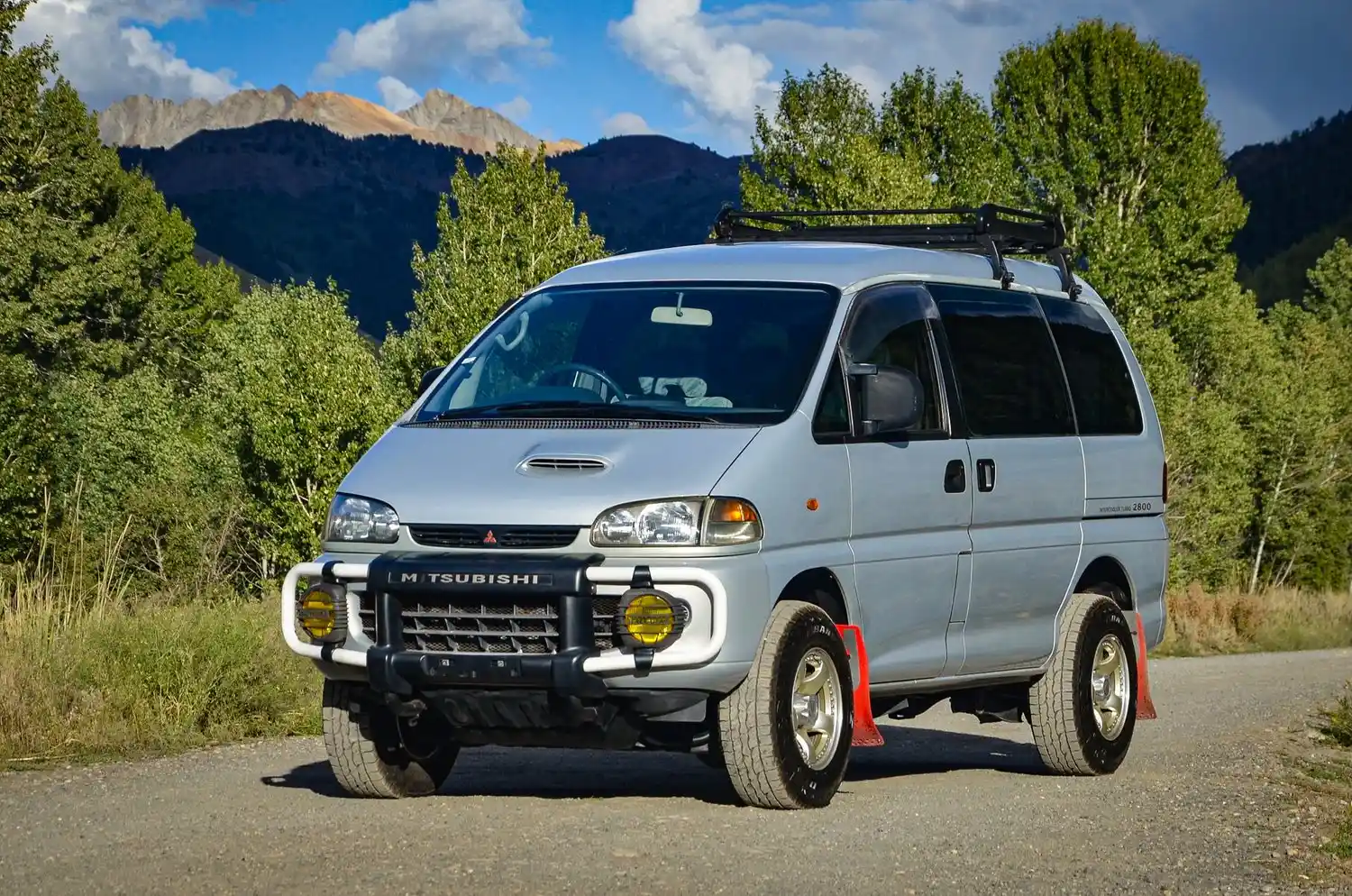 1997-mitsubishi-delica-for-sale-tomcat-01