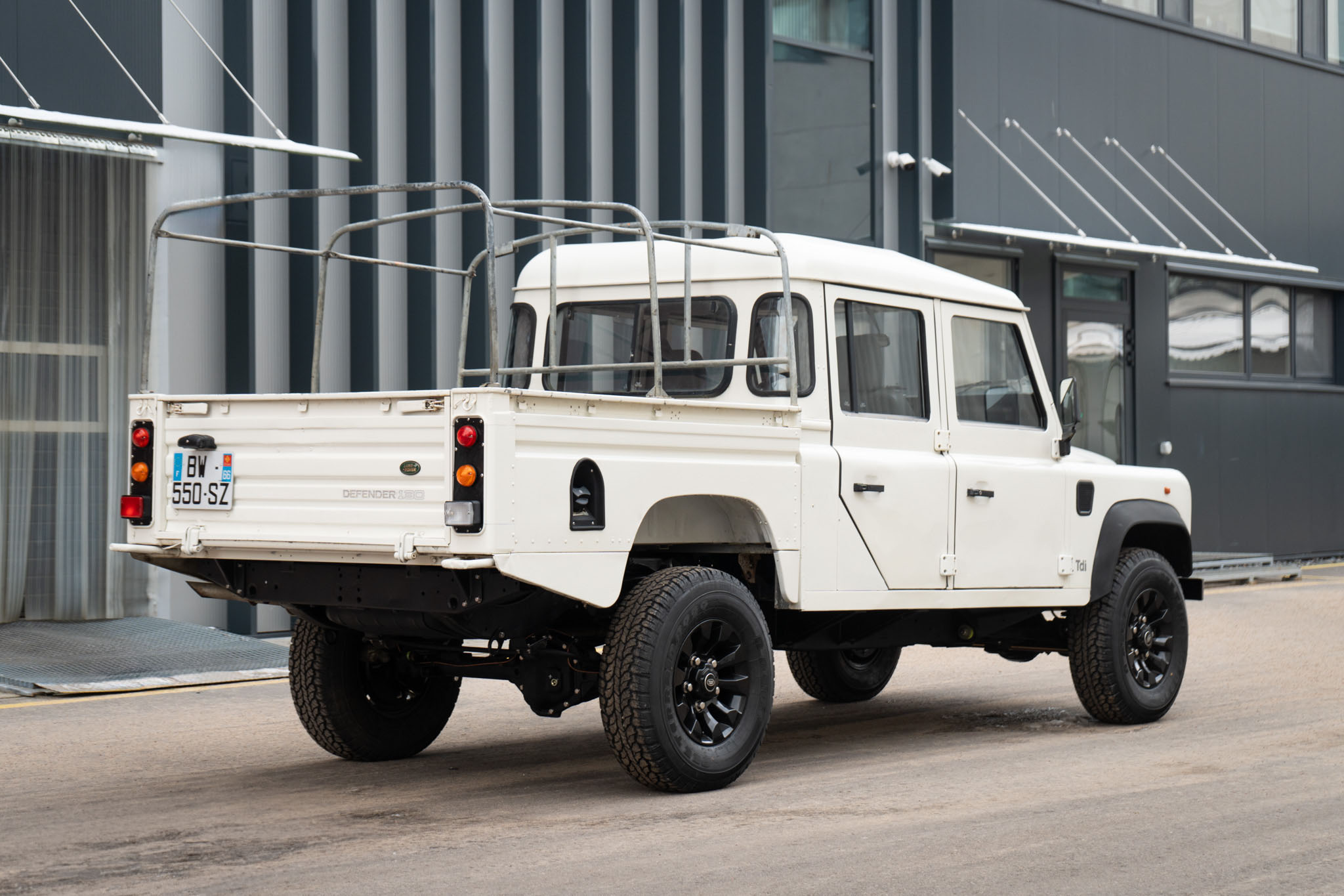 1998-land-rover-defender-130-for-sale-09