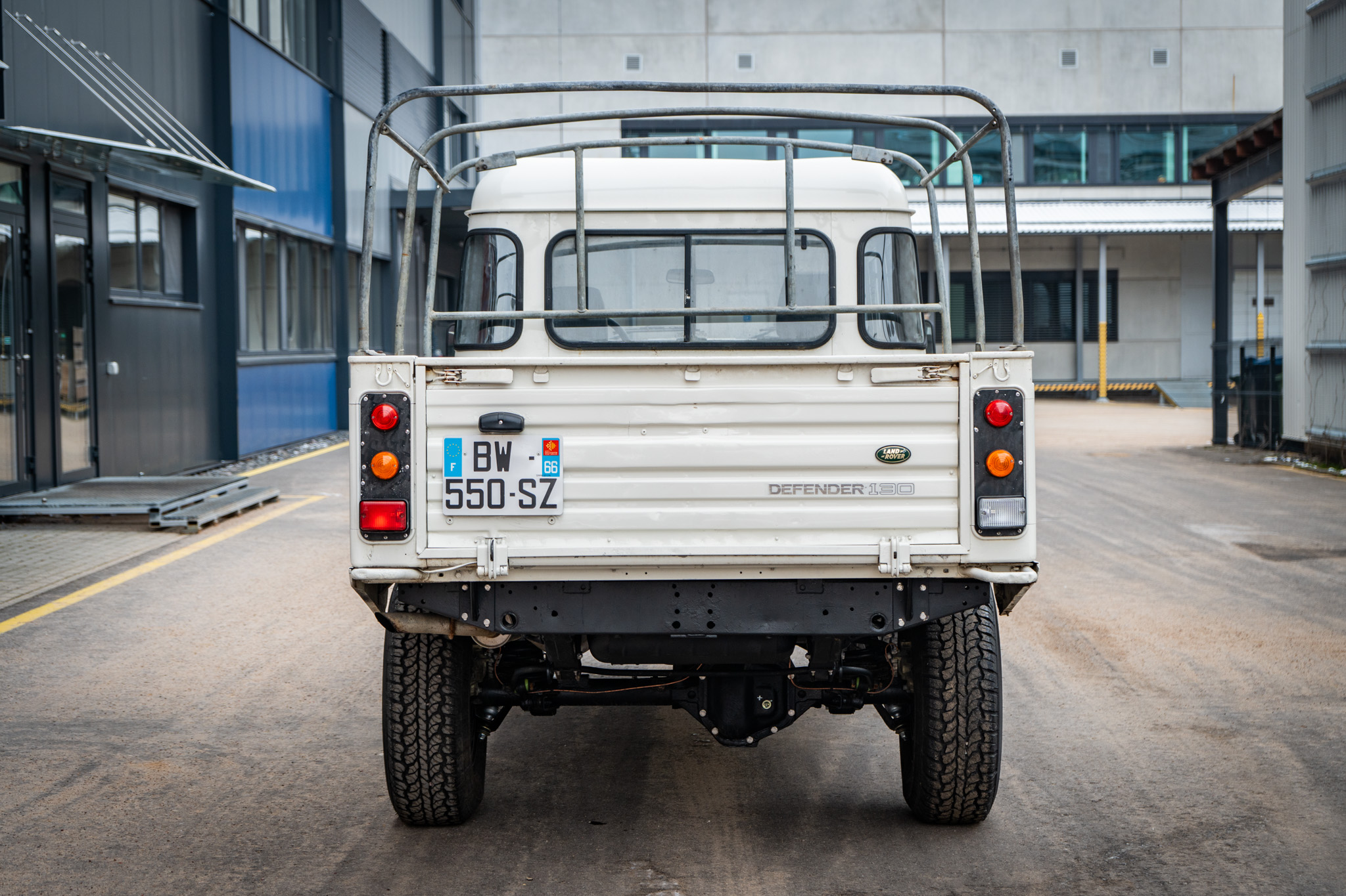 1998-land-rover-defender-130-for-sale-11