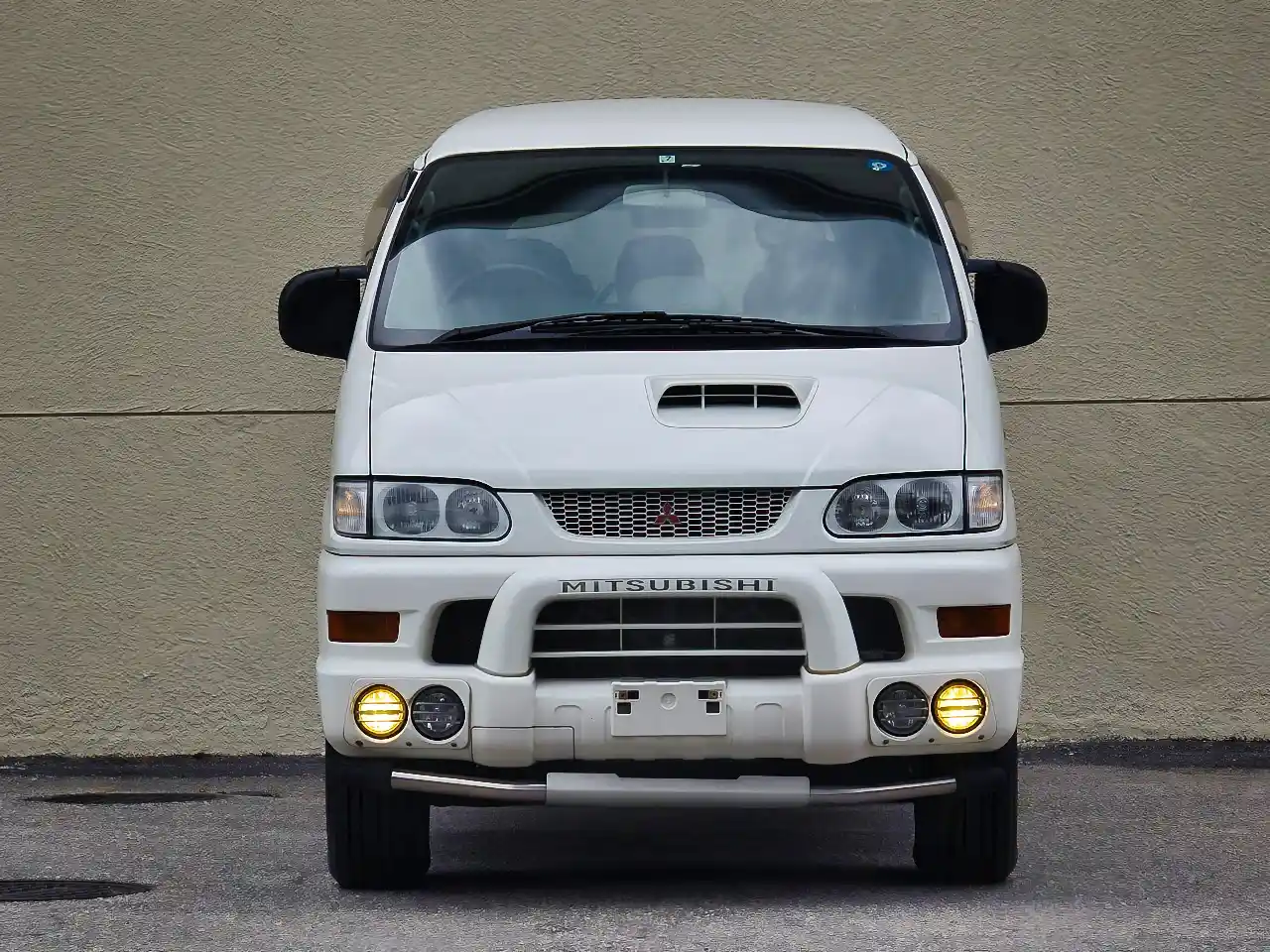 1999-mitsubishi-delica-chamonix-mont-blanc-02