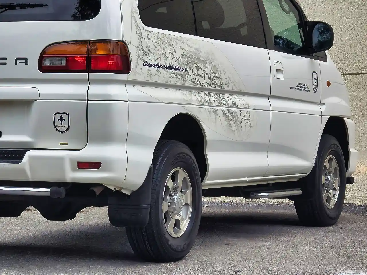 1999-mitsubishi-delica-chamonix-mont-blanc-08