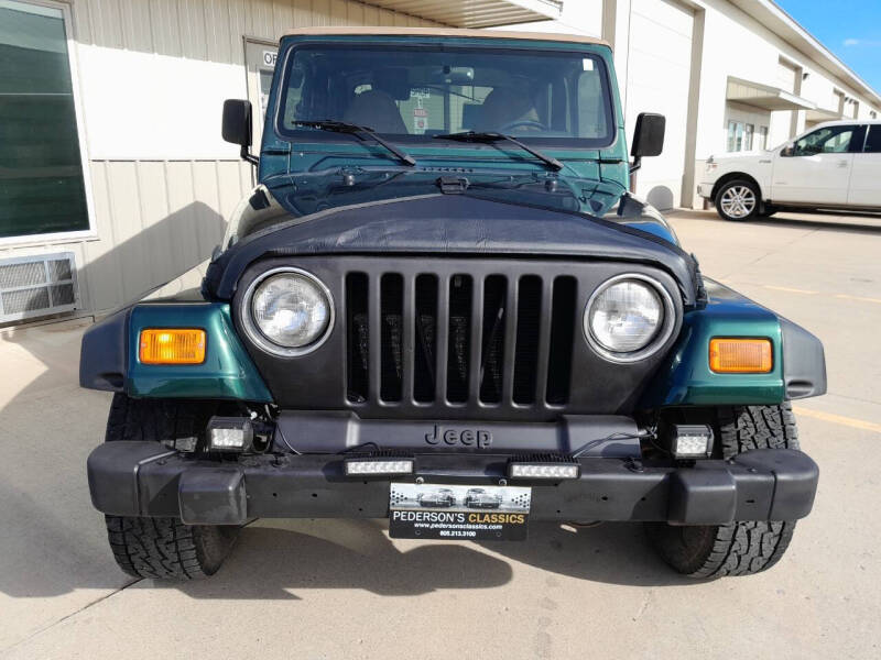 2000-jeep-wrangler-sport-2dr-4wd-suv (22)