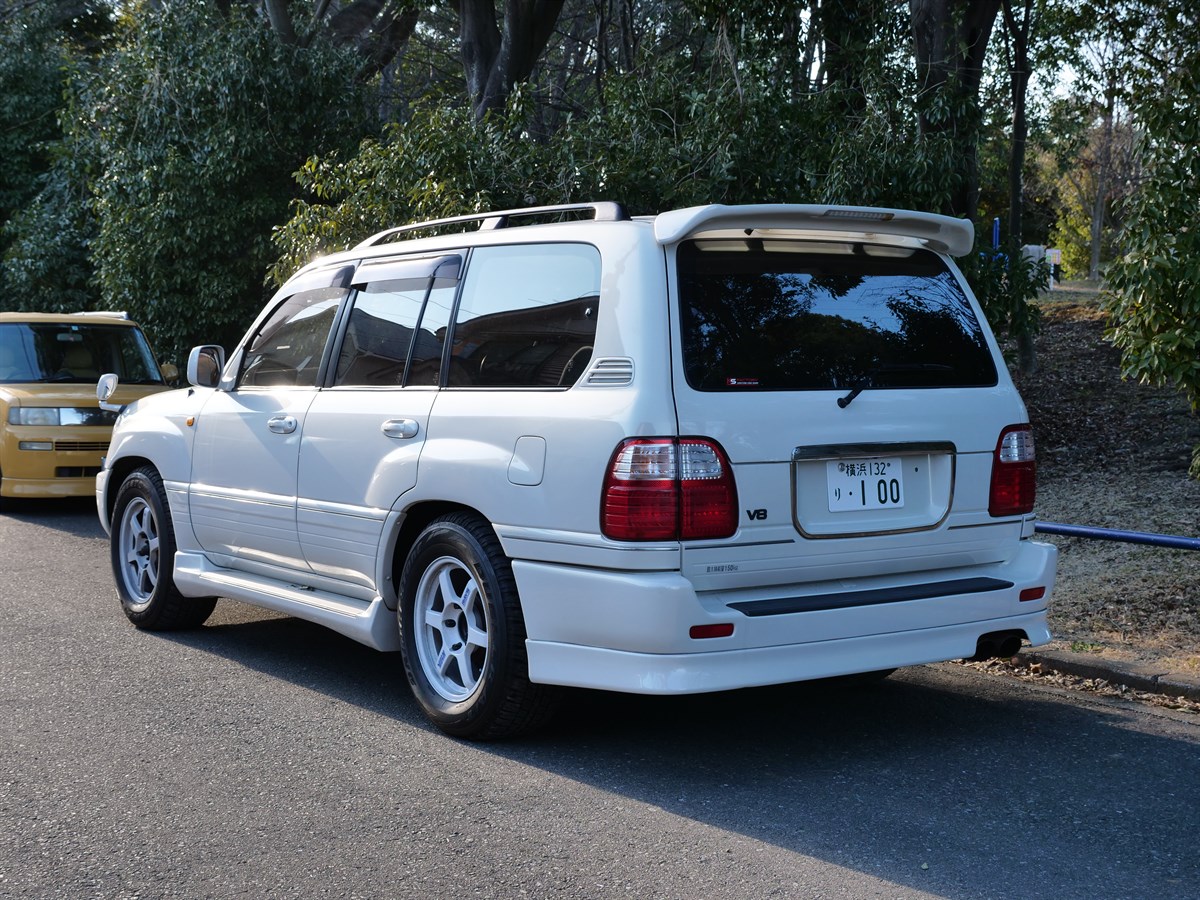 2000-toyota-land-cruiser-cygnus-for-sale-07