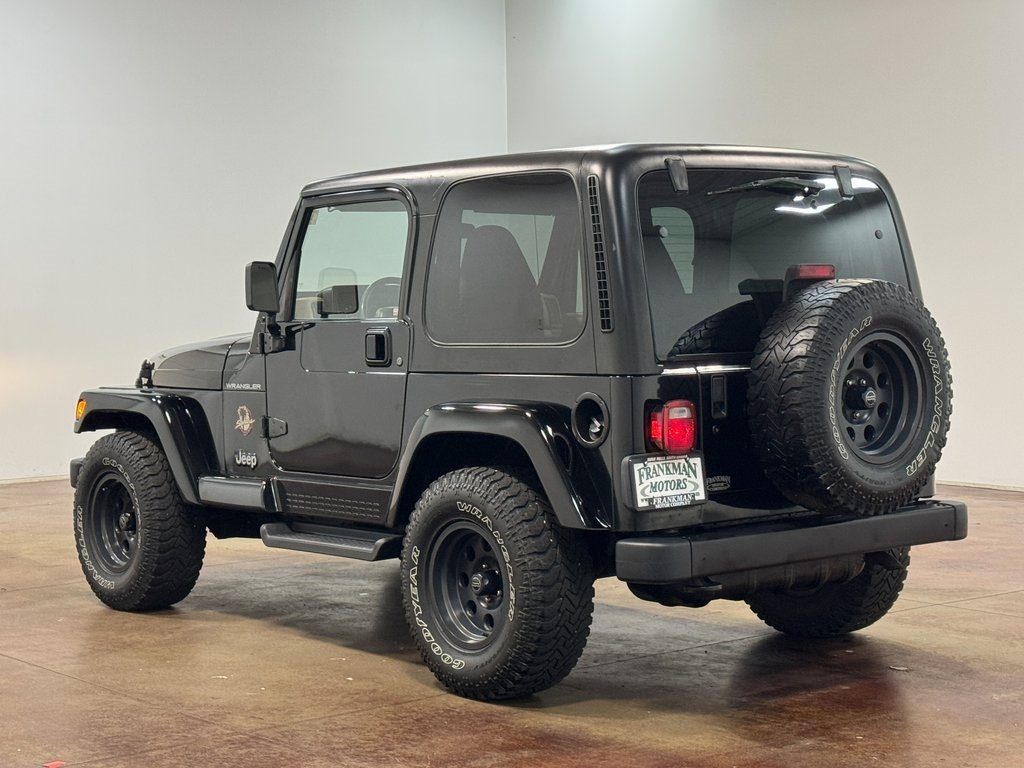 2002-jeep-wrangler-sahara-4wd-for-sale-03