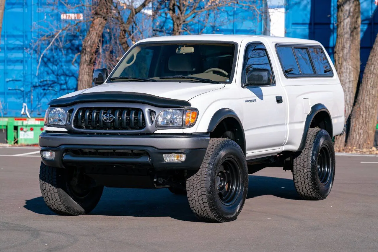 2004-toyota-tacoma-for-sale-vantage-01