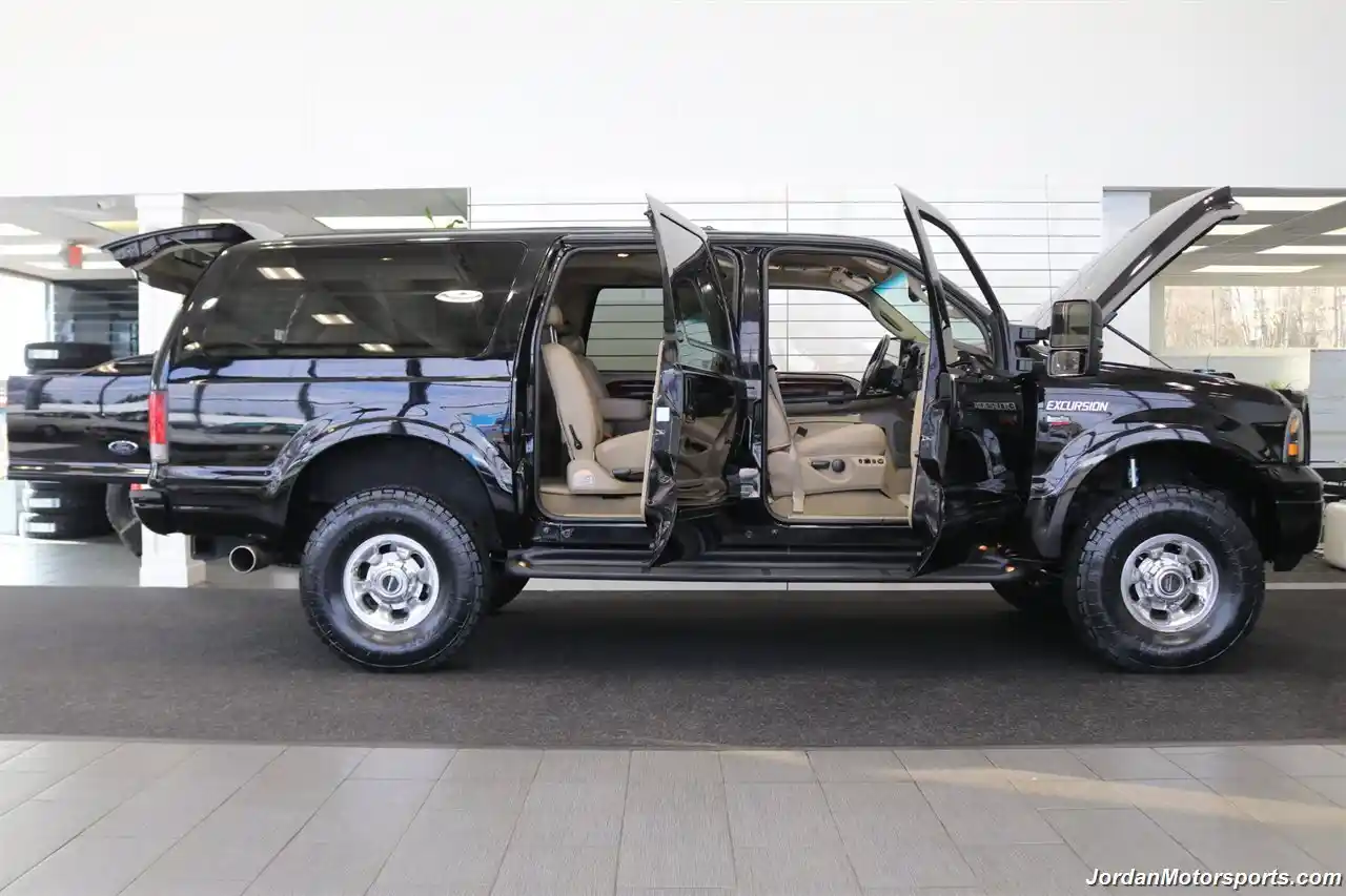 2005-ford-excursion-limited-for-sale-portland-or-08