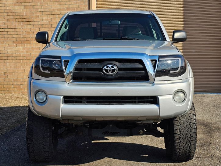 2005-toyota-tacoma-sr5-v6-for-sale-02