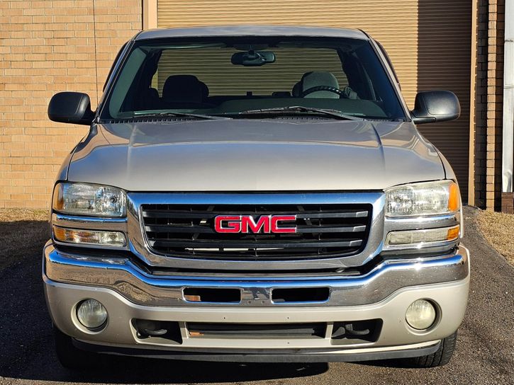 2006-gmc-sierra-1500-sle-for-sale-north-carolina-02