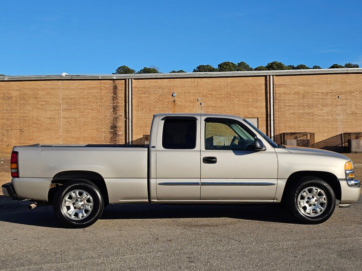 2006-gmc-sierra-1500-sle-for-sale-north-carolina-05