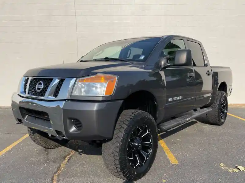 2008-nissan-titan-pro-4x-4x4-4dr-crew-cab-swb-for-sale-10