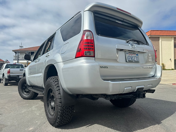 2008-toyota-4runner-limited-v8-for-sale-04