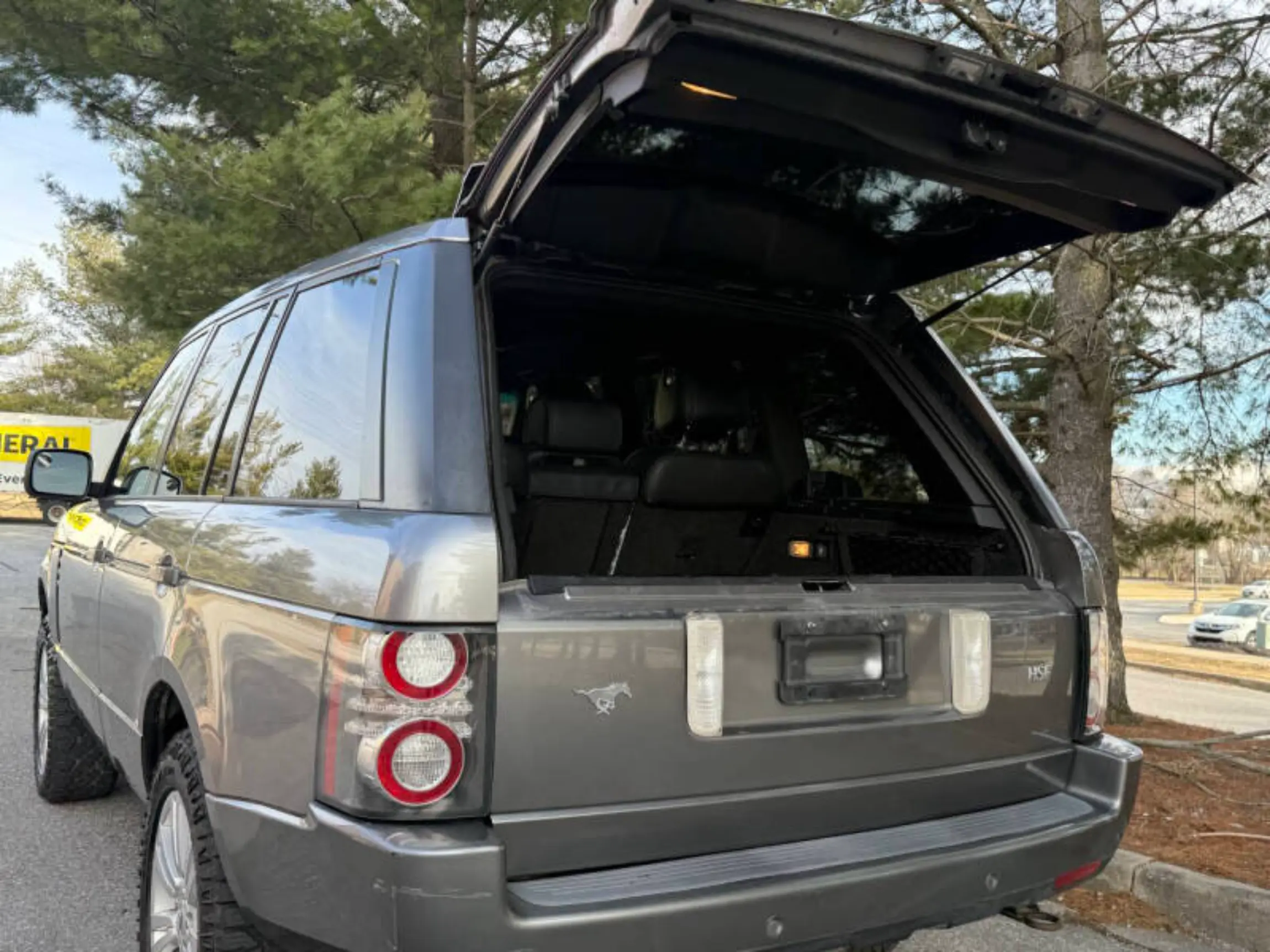 2011-land-rover-range-rover-hse-4x4-4dr-suv-for-sale-hagerstown-md-03