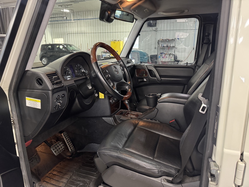 2012-mercedes-benz-g-class-g550-for-sale-04