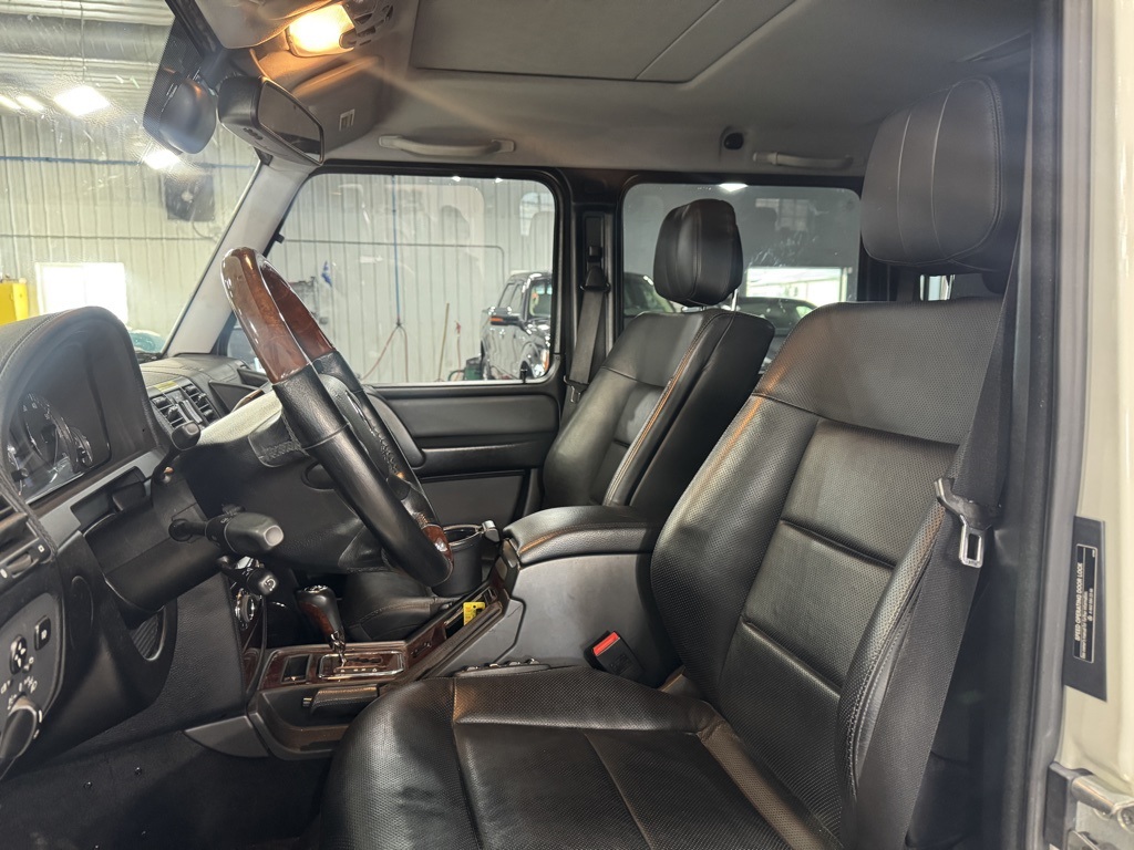 2012-mercedes-benz-g-class-g550-for-sale-07