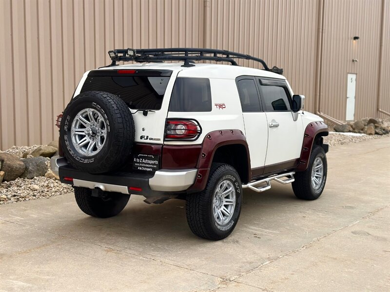 2012-toyota-fj-cruiser-for-sale-08