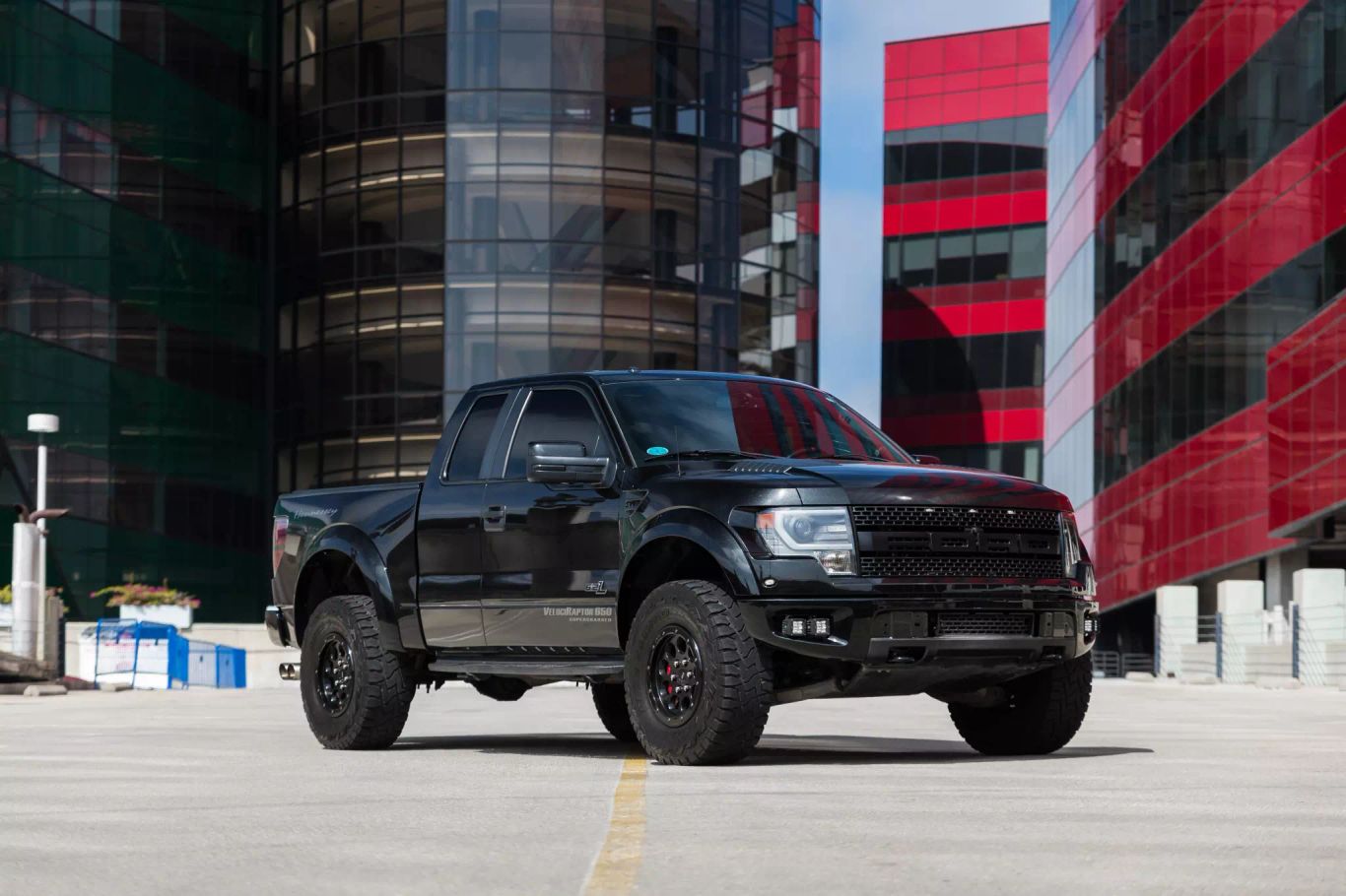 2013-FORD-F150-Raptor-Hennessey-for-sale-05