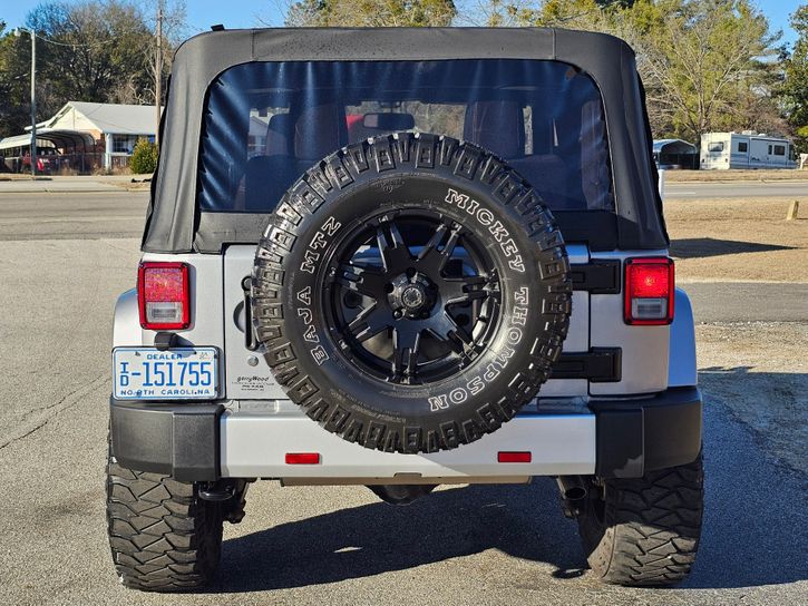 2015-jeep-wrangler-sahara-nc-forsale-05