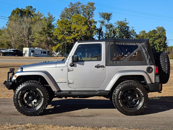 2015-jeep-wrangler-sahara-nc-forsale-06