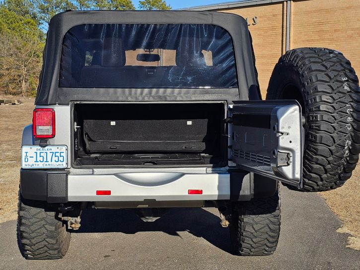 2015-jeep-wrangler-sahara-nc-forsale-14