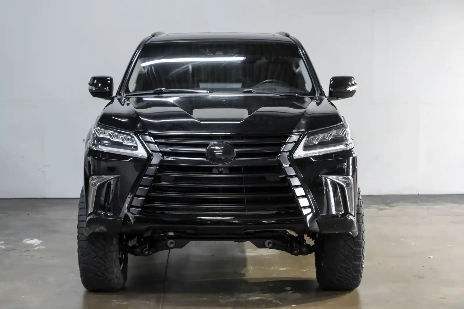 2016-lexus-lx-570-luxury-pkg-for-sale-east-dallas-diesel-dallas-tx-02