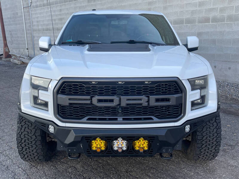 2018-ford-f-150-raptor-4x4-4dr-supercrew-5-5-ft-sb (3)