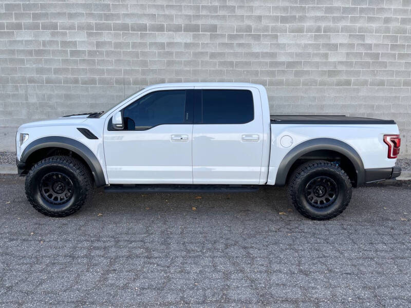 2018-ford-f-150-raptor-4x4-4dr-supercrew-5-5-ft-sb (8)