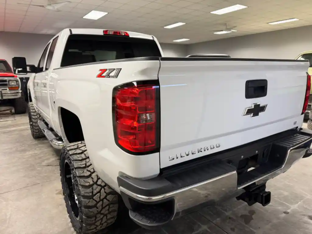 2019-Chevrolet-2500-Extended-Cab-for-sale-osage-city-ks-03