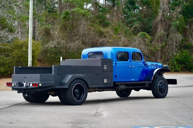 2021 6.7L Cummins Powered Dodge Ram 4500 Power Wagon-09