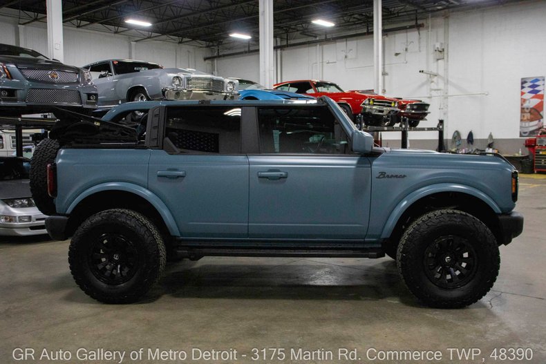 2021-ford-bronco-outer-banks-for-sale-grand-rapids-mi-07