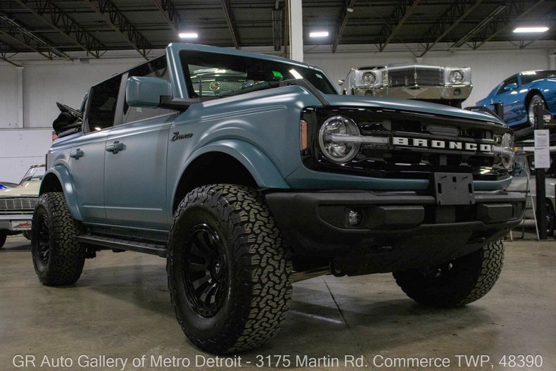 2021-ford-bronco-outer-banks-for-sale-grand-rapids-mi-09