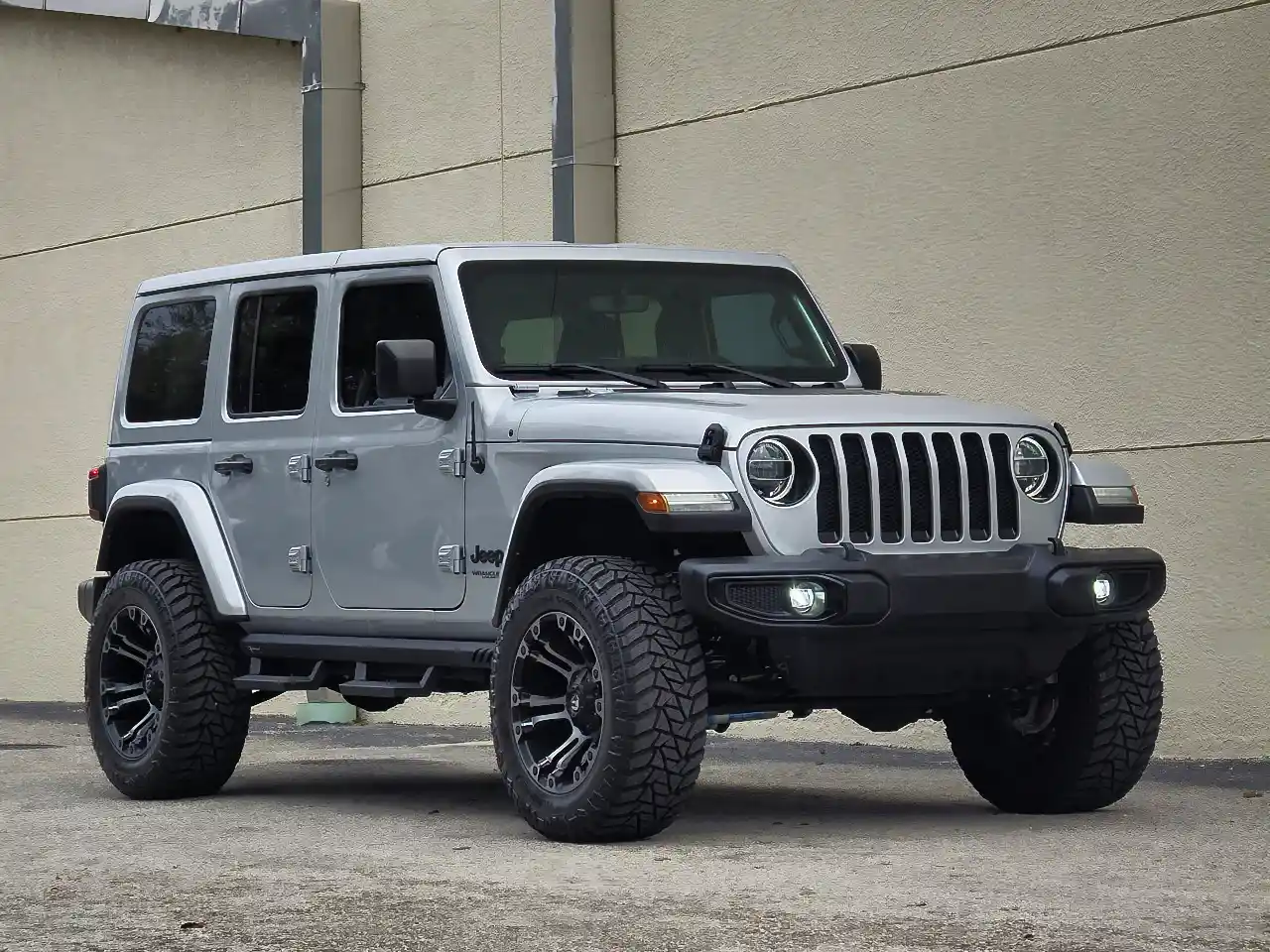 2022-jeep-wrangler-diesel-for-sale-01