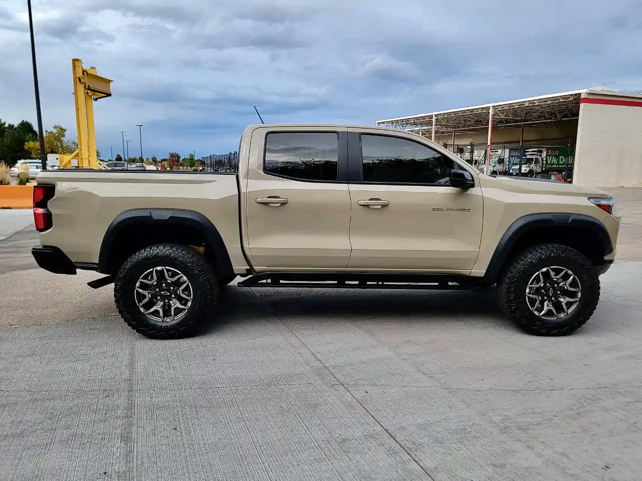 2023-chevrolet-colorado-crew-cab-zr2-for-sale-denver-co-08