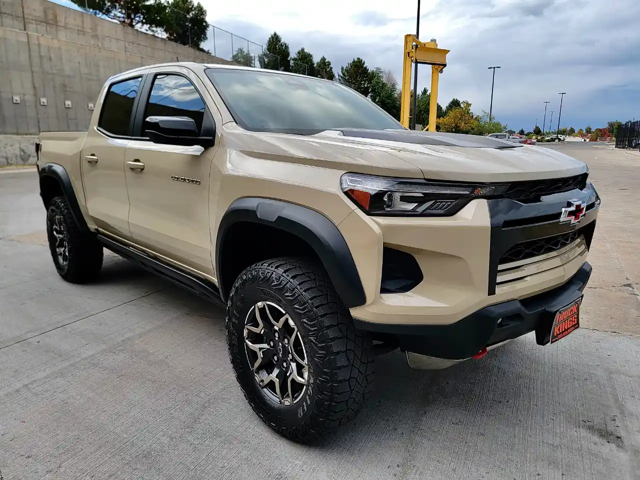 2023-chevrolet-colorado-crew-cab-zr2-for-sale-denver-co-09