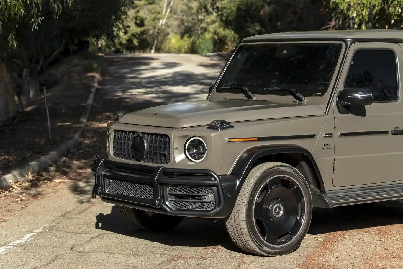 2023-mercedes-benz-g-63-amg-green-for-sale-04