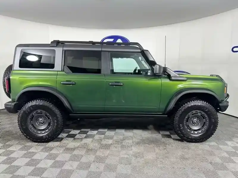 2024-Ford-Bronco-Everglades-for-sale-03