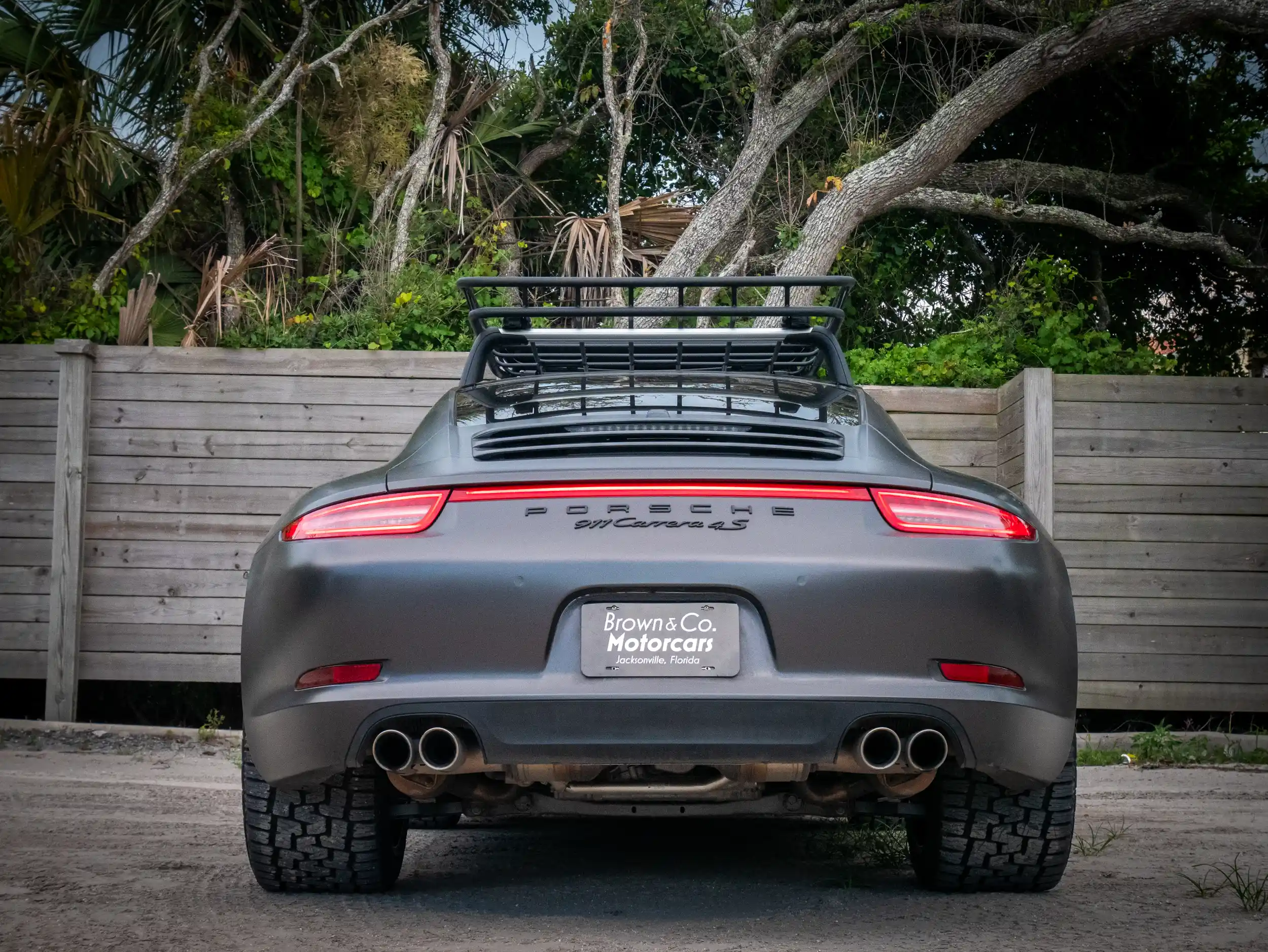 heavily-modified-2014-porsche-c4-safari-for-sale-14