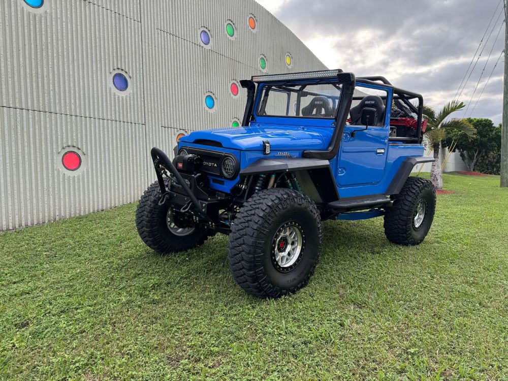 land-cruiser-fj40-sulley-restomod-01