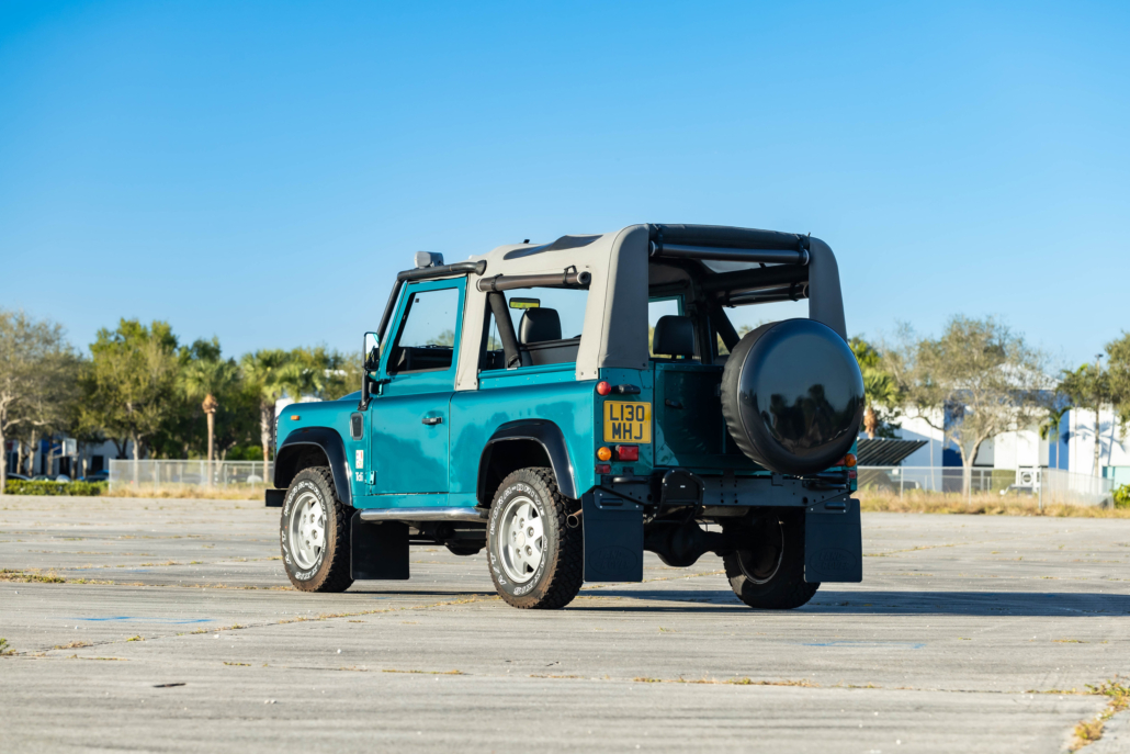 land-rover-defender-malcolm-for-sale-04