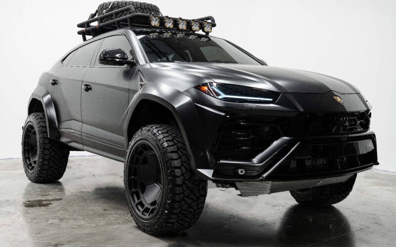 modified-2022-lamborghini-urus-for-sale-35