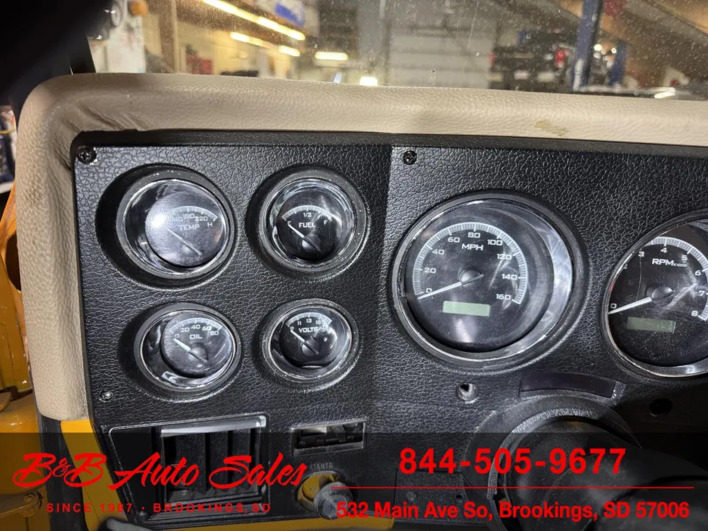 used-1975-gmc-jimmy-custom-tky185f502461-in-brookings-sd-for-sale-16