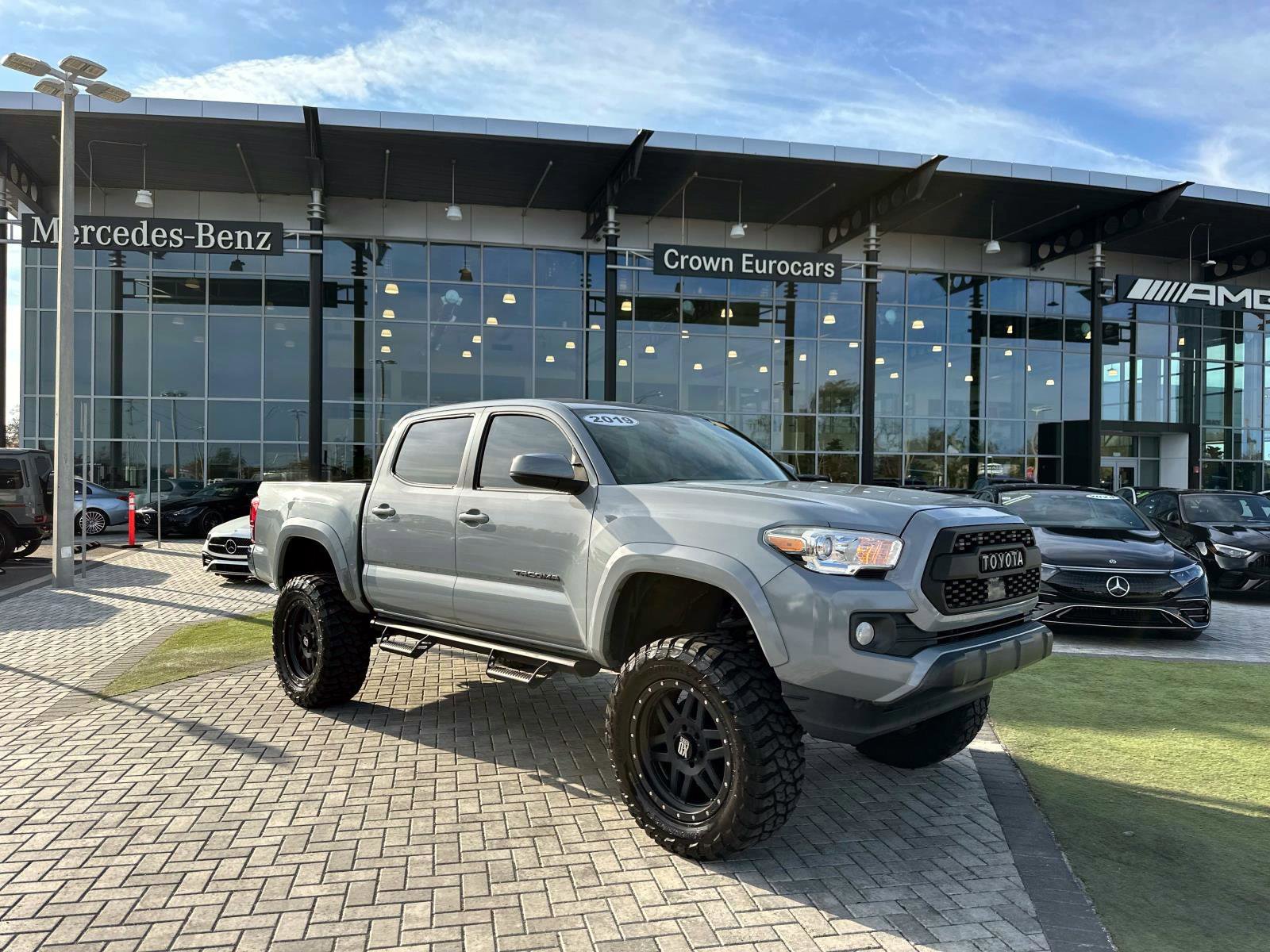 used-2019-toyota-tacoma-2wd-for-sale-02