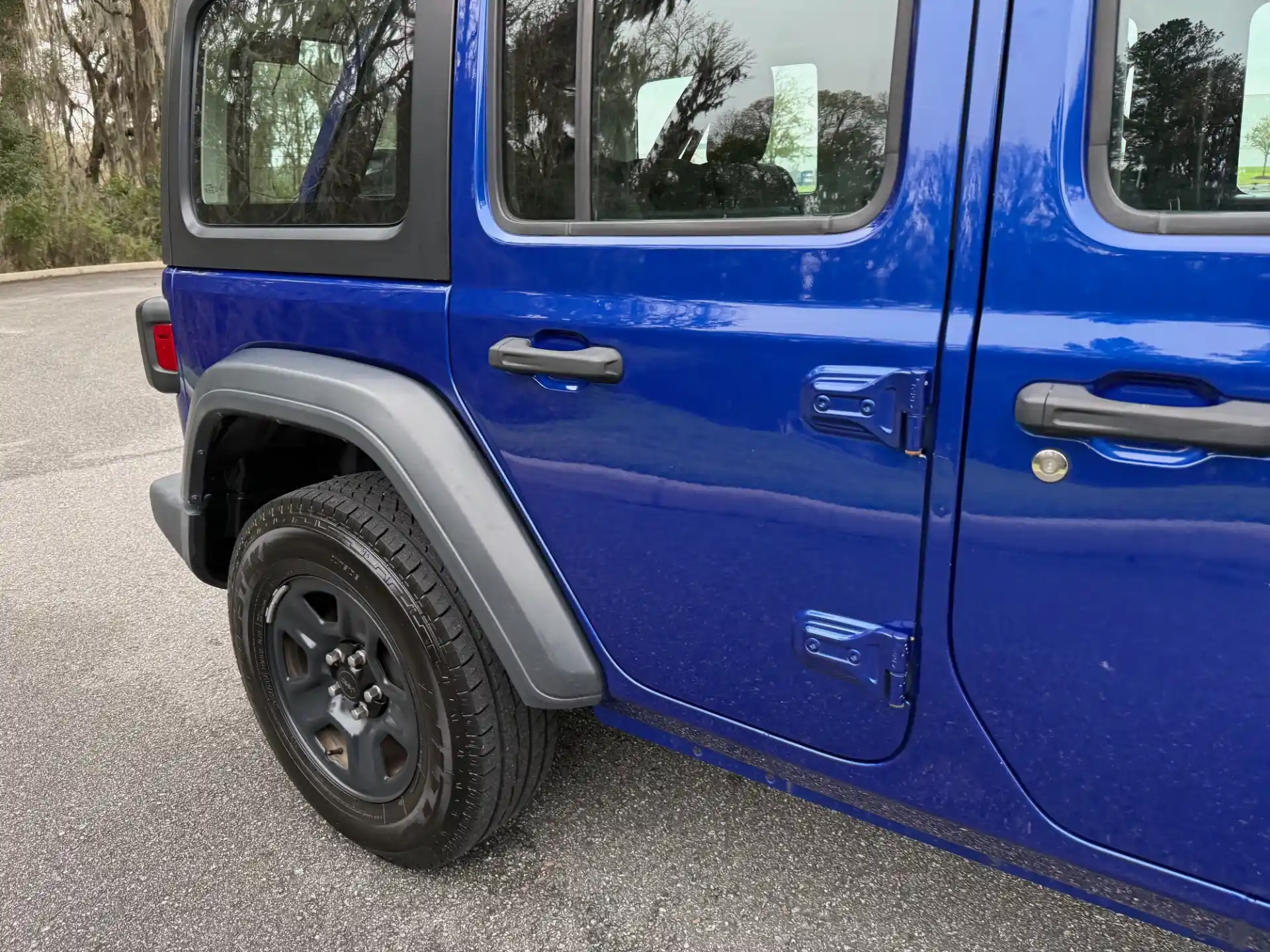 used-vehicle-2018-jeep-wrangler-unlimited-sport-s-c-840-for-sale-jacksonville-fl-16