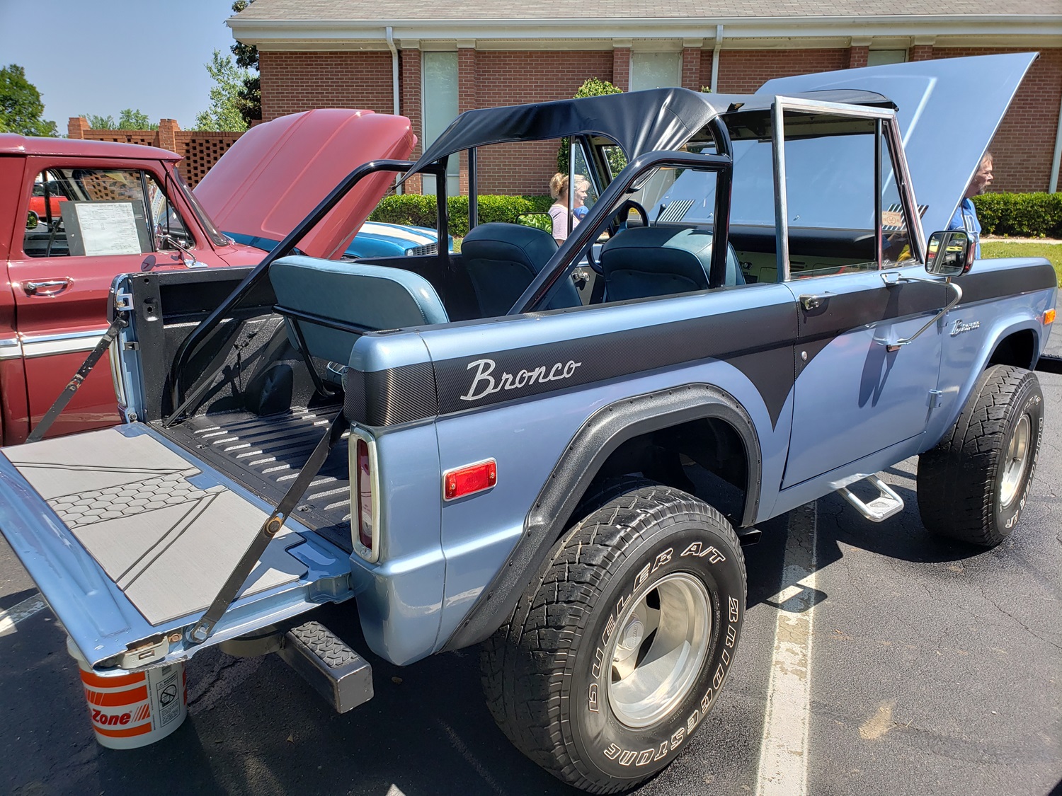 1975-ford-bronco-for-sale-08