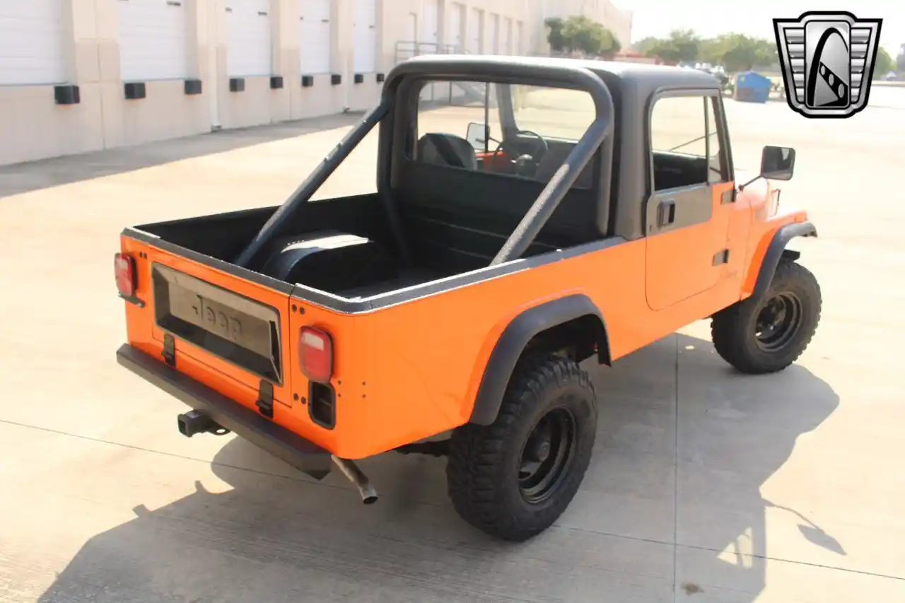 1982-jeep-cj-8-scrambler-for-sale-houston-07