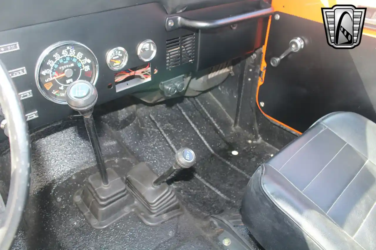 1982-jeep-cj-8-scrambler-for-sale-houston-38