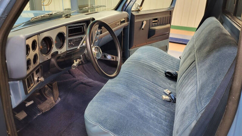 1985-chevrolet-c-k-10-series-custom-az-truck (5)