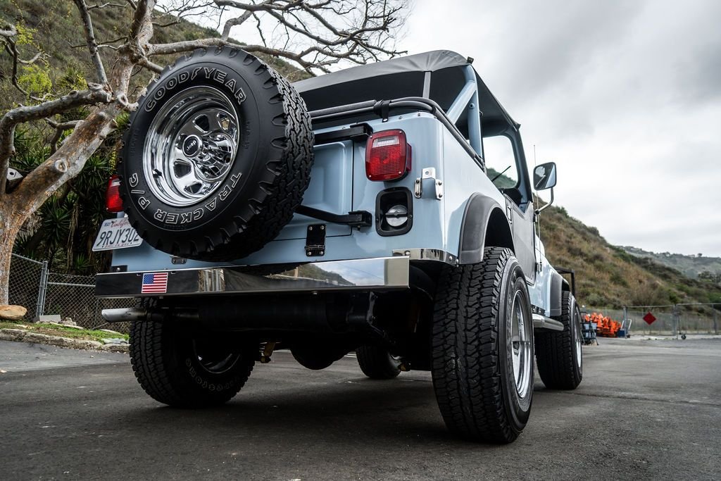 1986-jeep-cj-7-for-sale-laguna-beach-ca-27