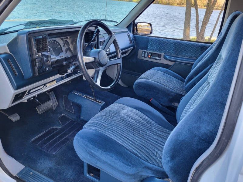 1988-gmc-sierra-1500-base-2dr-k1500-4wd-standard-cab-lb (32)