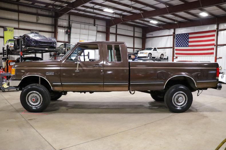 1990-ford-f250-xlt-lariat (1)