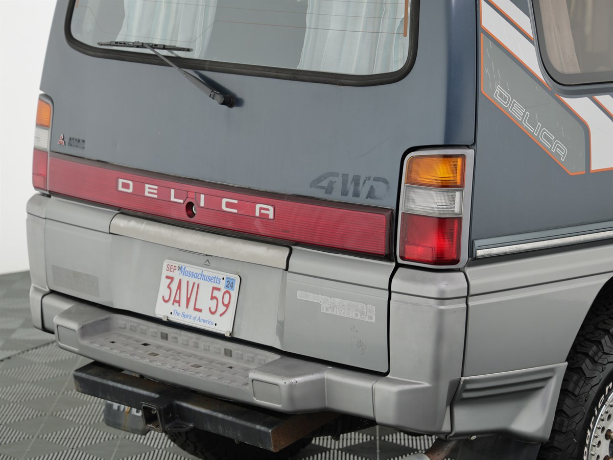 1990-mitsubishi-delica-for-sale-new-hampshire-09